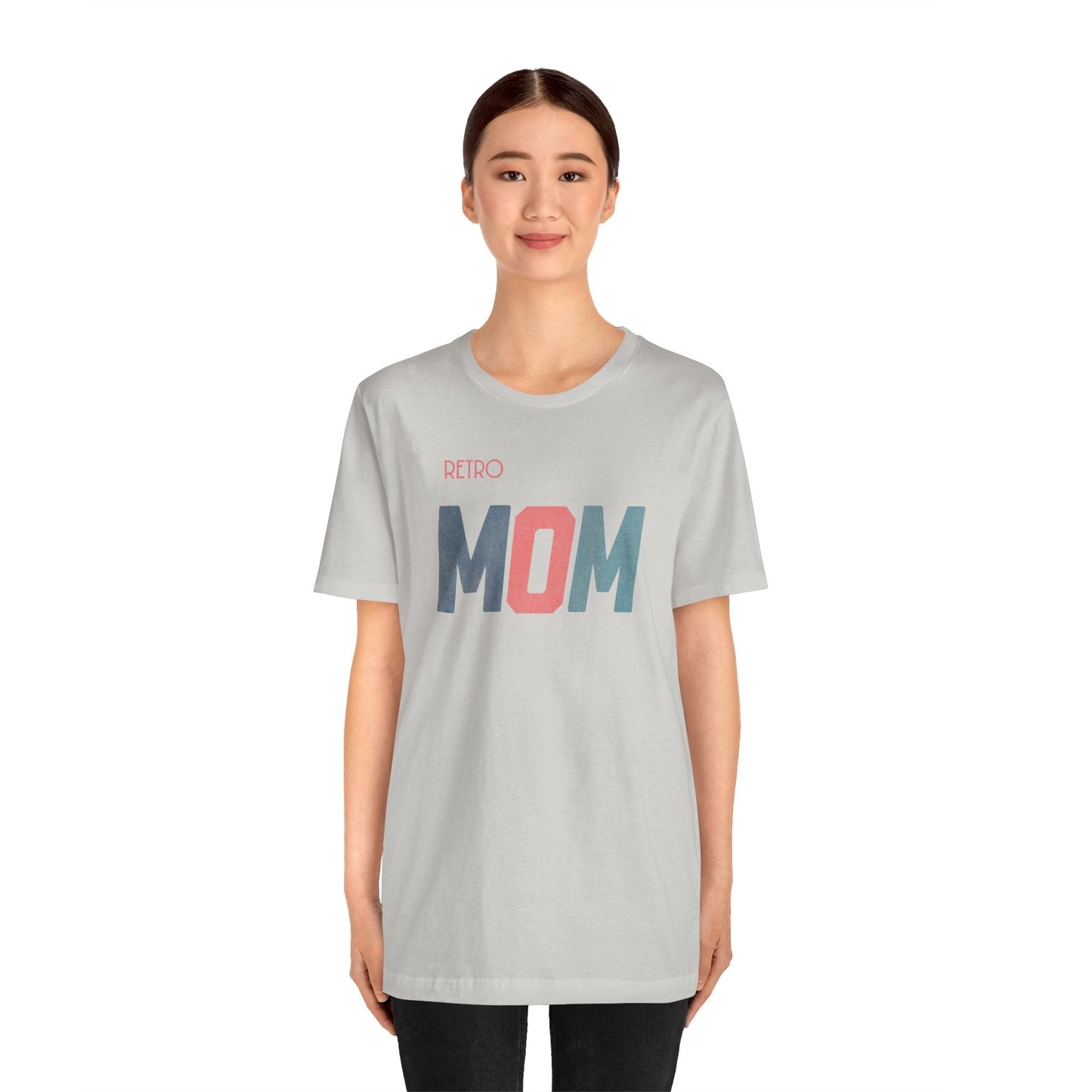 Retro MOM - Timeless Style for Modern Moms! Great Short Sleeve Cotton Crewneck Tshirt Makes a Great Mom Gift